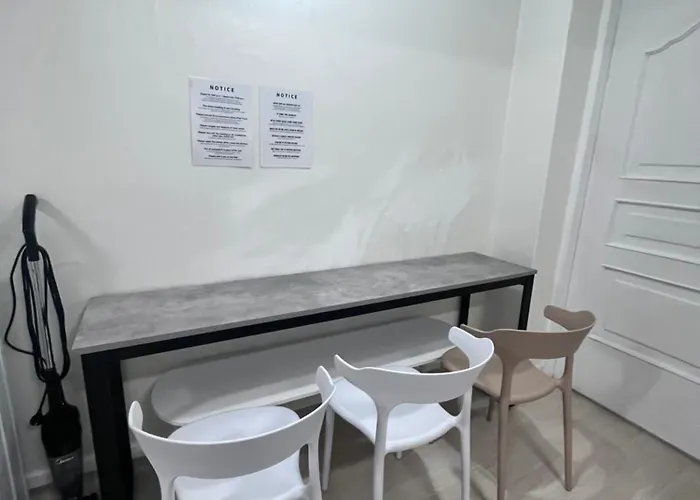 4, Near Hongdae, 3 Beds, 2 アパート *